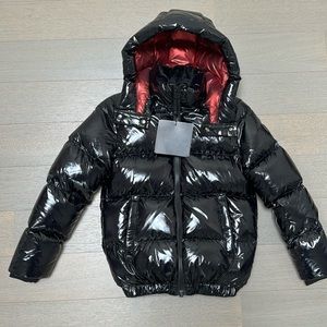 Moose Knuckles kids Black Down Puffer Jacket size Medium BNWT